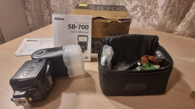 Nikon Flash - SB700 Speedlight