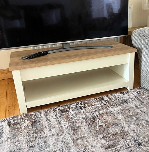 Lift up coffee table with hidden storage