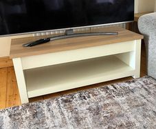 Lift up coffee table with hidden storage