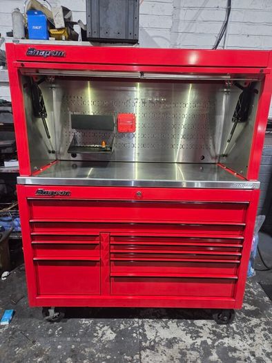 Snap on box