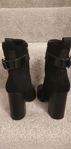 Boots Reduced Really Beautiful Boots. BIG CLEAROUT, MAKE AN OFFER