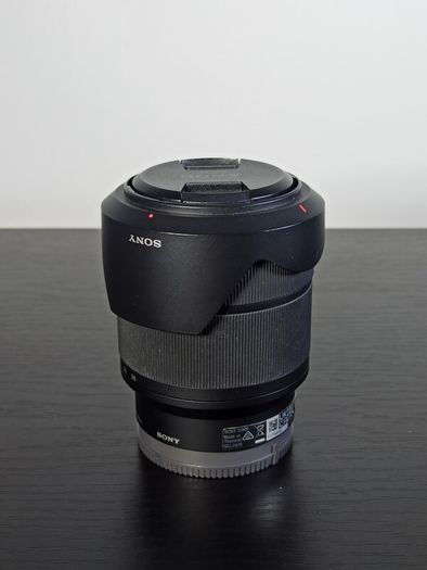 Sony FE 28-70mm f/3.5-5.6 OSS