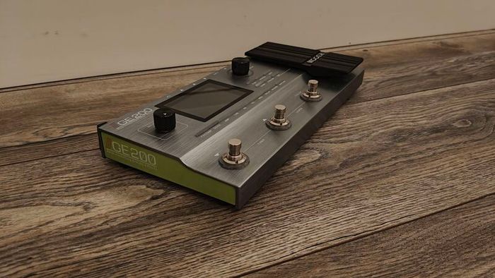 MOOER GE200 Guitar Effects Pedal