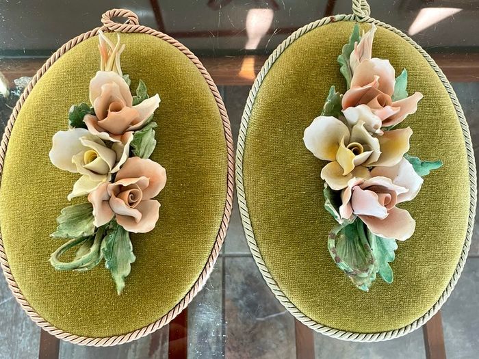 Vintage Pair Genuine Capo di monte 3D Porcelain Floral Wall Plaques with Label
