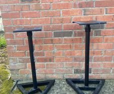 Quiklok monitor stands