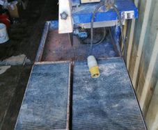 Tile cutter