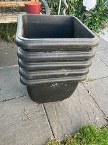 flower pots x 5. Self watering. 36x36cm