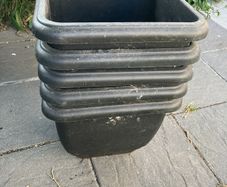 flower pots x 5. Self watering. 36x36cm