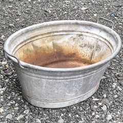 antique 60L galvanized tub