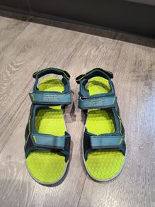Regatta sandals size 6