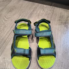 Regatta sandals size 6