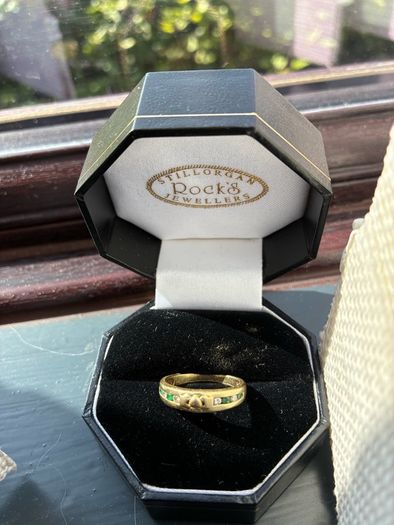18ct Gold Claddagh ring