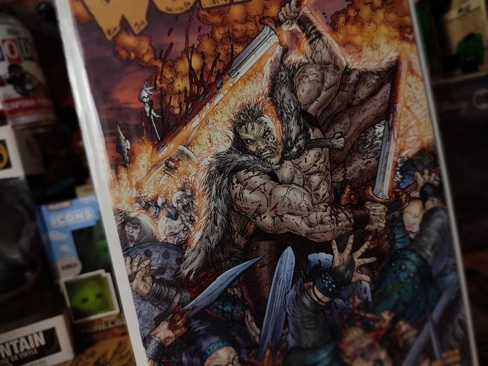 Wolfskin ! First Issue ! Vicious Variant Cover ! by Warren Ellis ! 2006 ! By Avatar Press !