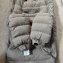 Nuna winter footmuff and gloves Image 2