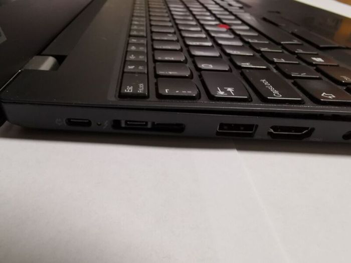 Lenovo Thinkpad P15s Gen 2  For Parts Spares Dead Cpu