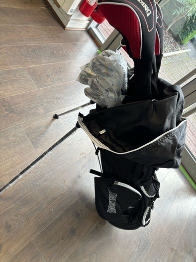Spalding Golf Set Brand New