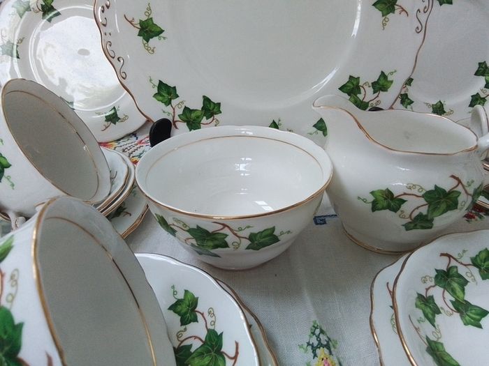 Colclough Ivy Teaset