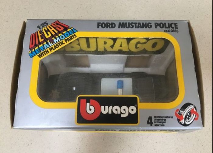Ford Mustang California Police 1/24 Burago # 2