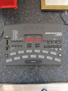 Zoom RhythmTrak 234 With Manual.