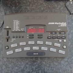 Zoom RhythmTrak 234 With Manual.