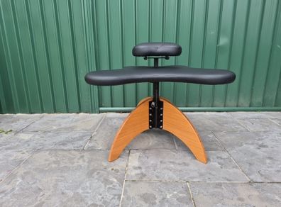 Soul Seat Cross Legged chair