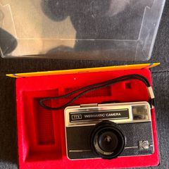 Kodak instamatic Camera (77X)