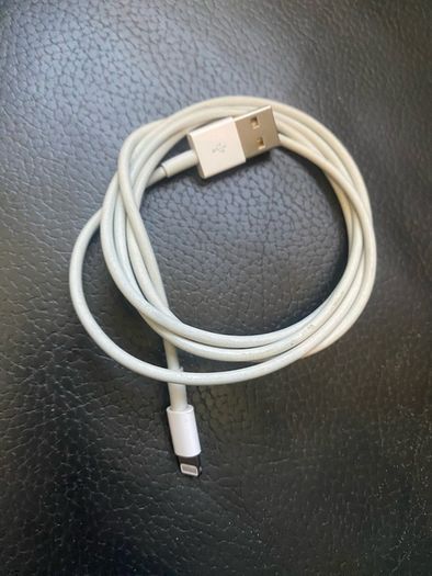 Iphone Apple Cable  Lightning to USB cable for all IPhones and iPads