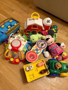 Free toys and potty