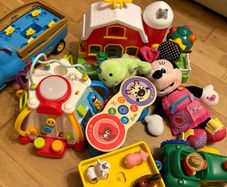 Free toys and potty