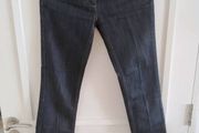 Dolce and Gabbana ladies jeans 30 waist and 30 leg in excellent condition FREE STANDARD POSTAGE INCLUDED