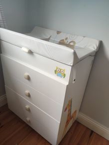 Baby changing table