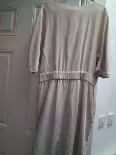Ladies dress...Gallery..NEW