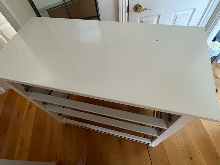 Hemnes Dresser Drawers with Oval Mirror