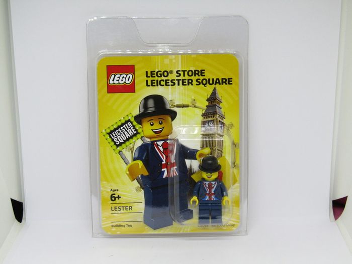 Lego Lester Minifigure London Leicester Square Limited Edition Exclusive Unnumbered Employee Version Very Rare This is Not Marked With Assigned Number As You Will See In The Pictures