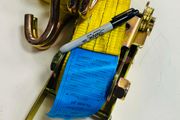 10 ton x 10 metre ratchet strap. 3" wide heavy strap.