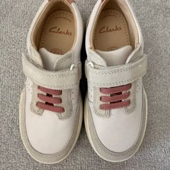 New Clarks shoes UK10.5F