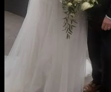 Wedding dress size 16