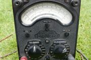 Vintage Universal Avometer model 8 Voltmeter Collectible Rare Metal