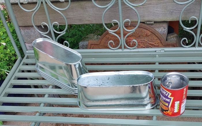 5 Metal Garden containers