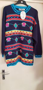 Brand new Alice Collins ladies jumper - Size Medium