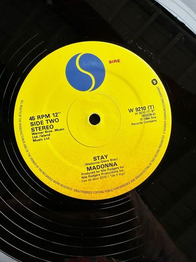 Madonna 12 inch single Like a virgin in vg condition