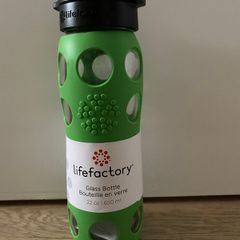 Lifefactory glass bottle