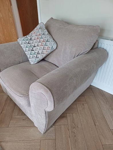 1 seater armchair