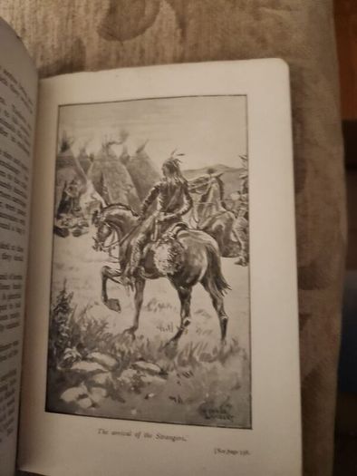 Red Cloud. A Tale Of The Great Prairie. By Sir William F. Butler G.c.b. 1920s Paperback In Fair Condition. See Photos For Condition.