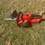 Battery chainsaw Image 2