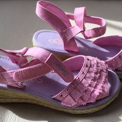 Girls Skecher Sandals