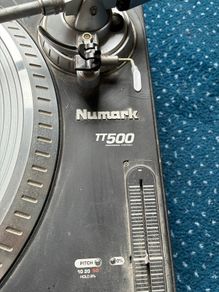 Numark TT500 turntable