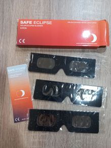 Solar eclipse watching glasses