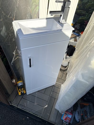 vanity unit