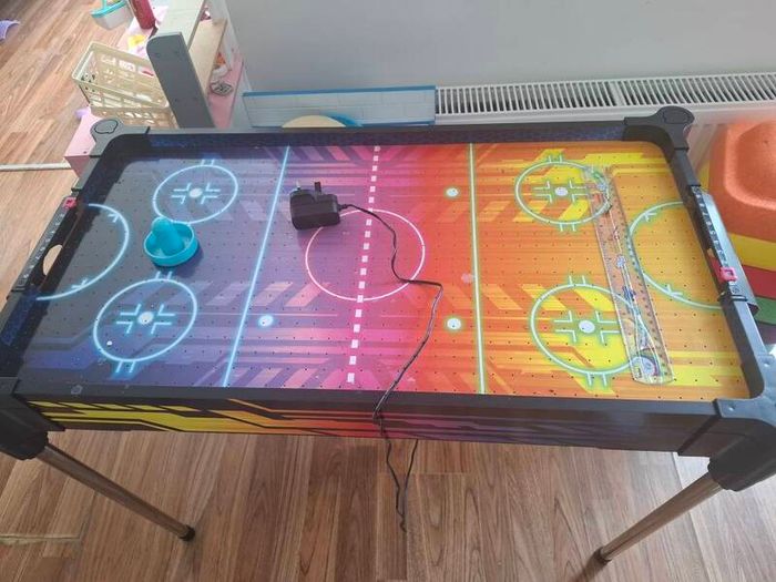 Plug in small Air Hockey Table
